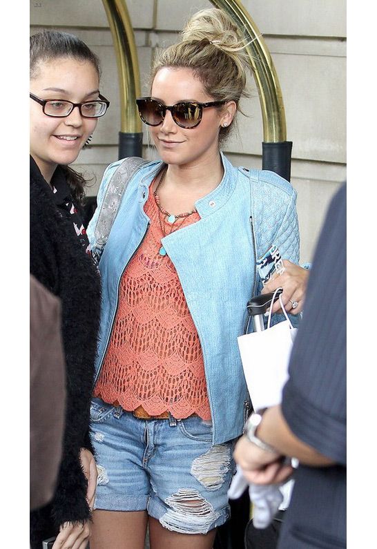 Ashley Tisdale in Rag & Bone/JEAN