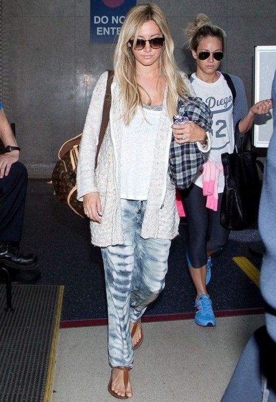 Ashley Tisdale in Sam Edelman