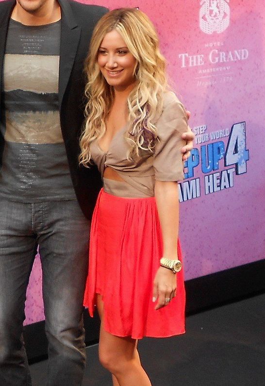 Ashley Tisdale in Cameo