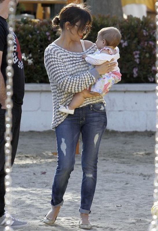 Kourtney Kardashian in Hudson Jeans