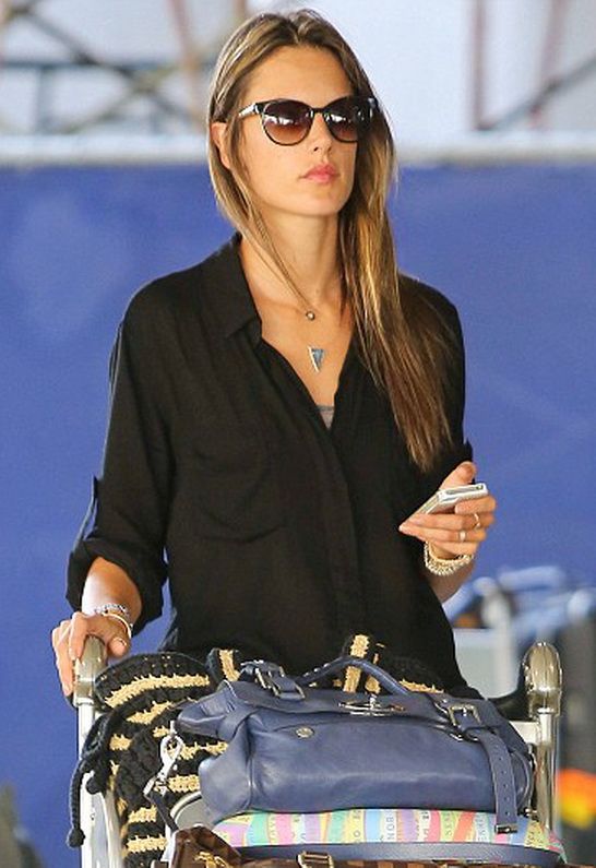 Alessandra Ambrosio in Bella Dahl