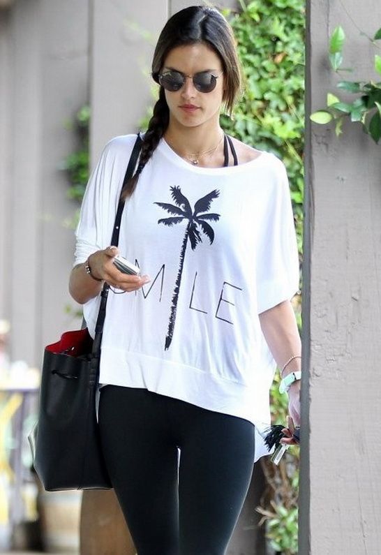 Alessandra Ambrosio in Lauren Moshi