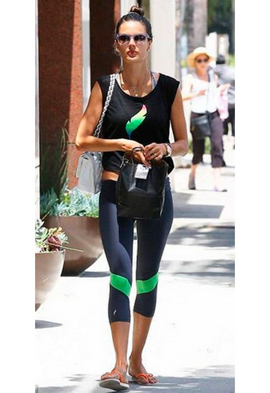 Alessandra Ambrosio in pheel