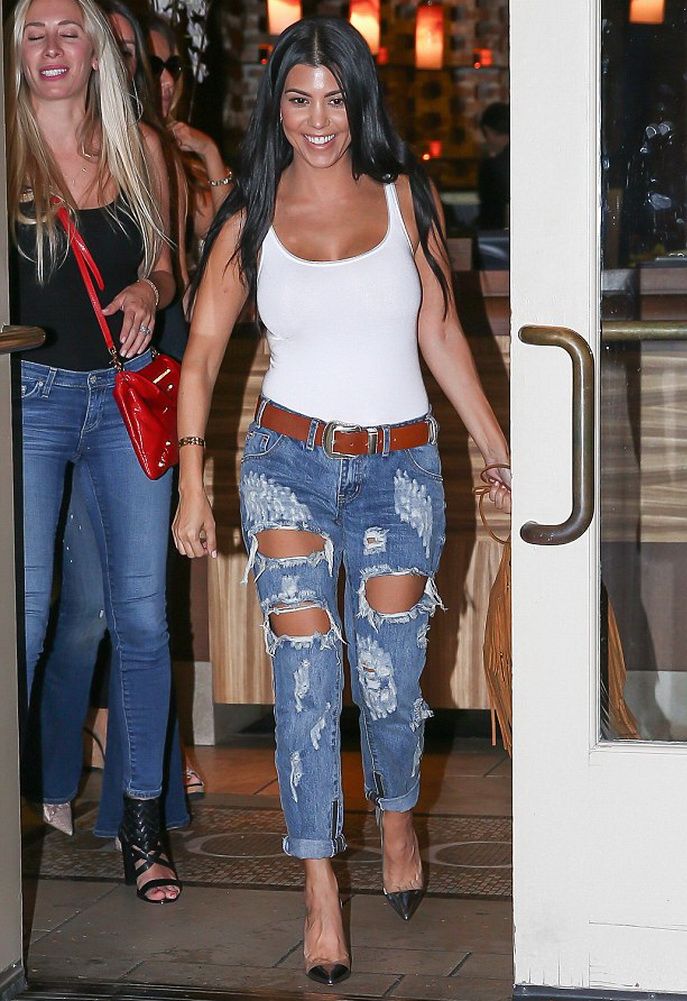 Kourtney Kardashian in B-Low the Belt
