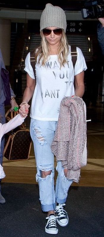 Ashley Tisdale in Chaser