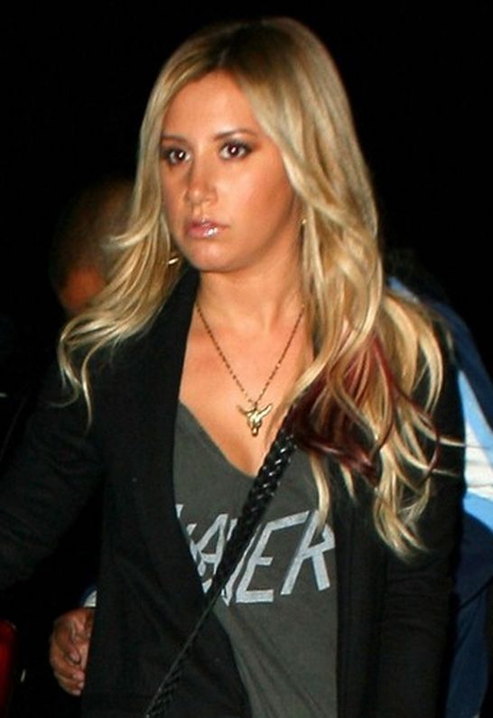 Ashley Tisdale in Vanessa Mooney